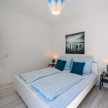 Grosszuegige Wohnung, Top-Lage Auf Dem Werder, Max 4 Personen Magdeburg Bagian luar foto
