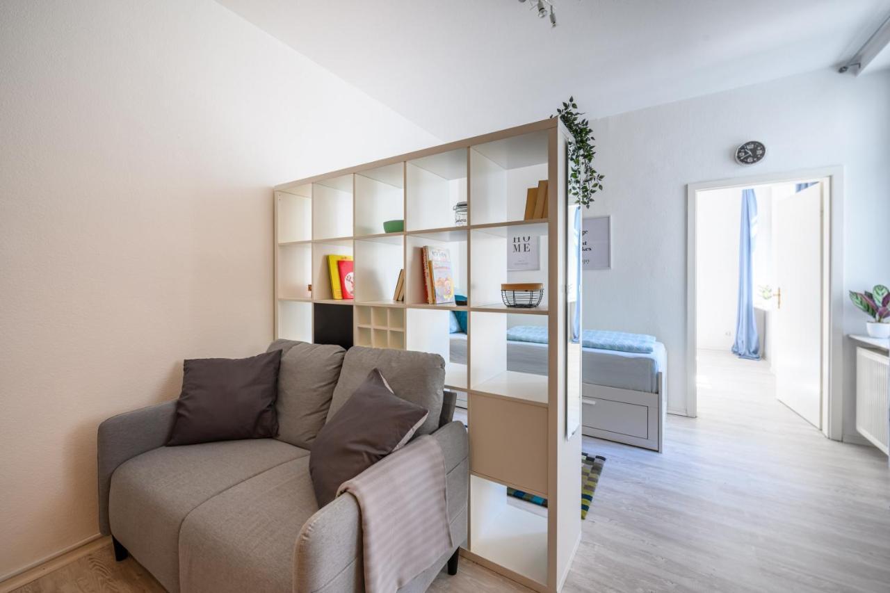 Grosszuegige Wohnung, Top-Lage Auf Dem Werder, Max 4 Personen Magdeburg Bagian luar foto