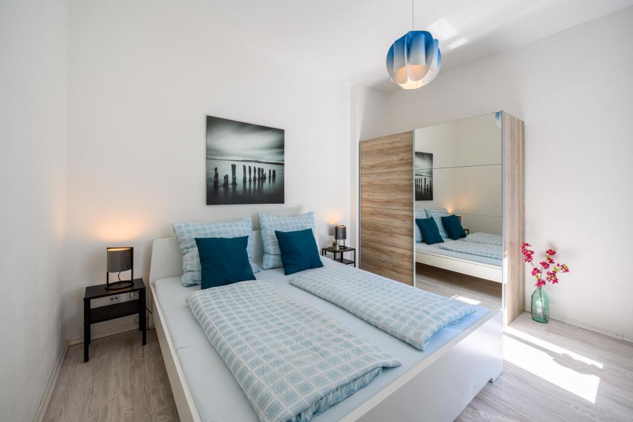 Grosszuegige Wohnung, Top-Lage Auf Dem Werder, Max 4 Personen Magdeburg Bagian luar foto